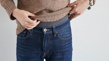 足腰やお腹まわりを重点的に。下半身をあたためるおすすめアイテム5選