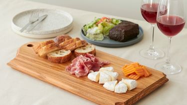 手間をかけずに華やかに！「おうちクリスマス」のテーブルアイテム5選