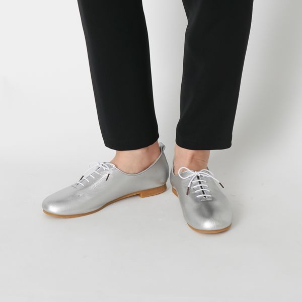 anbai/撥水ソフトレザーのレースアップシューズ -気兼ねなく履けて疲れ