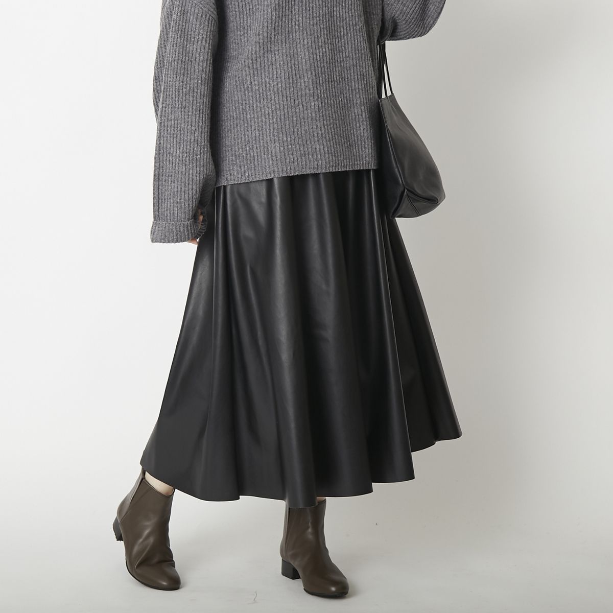 FANTASTICDAYS/シンセティックレザーフレアパンツ