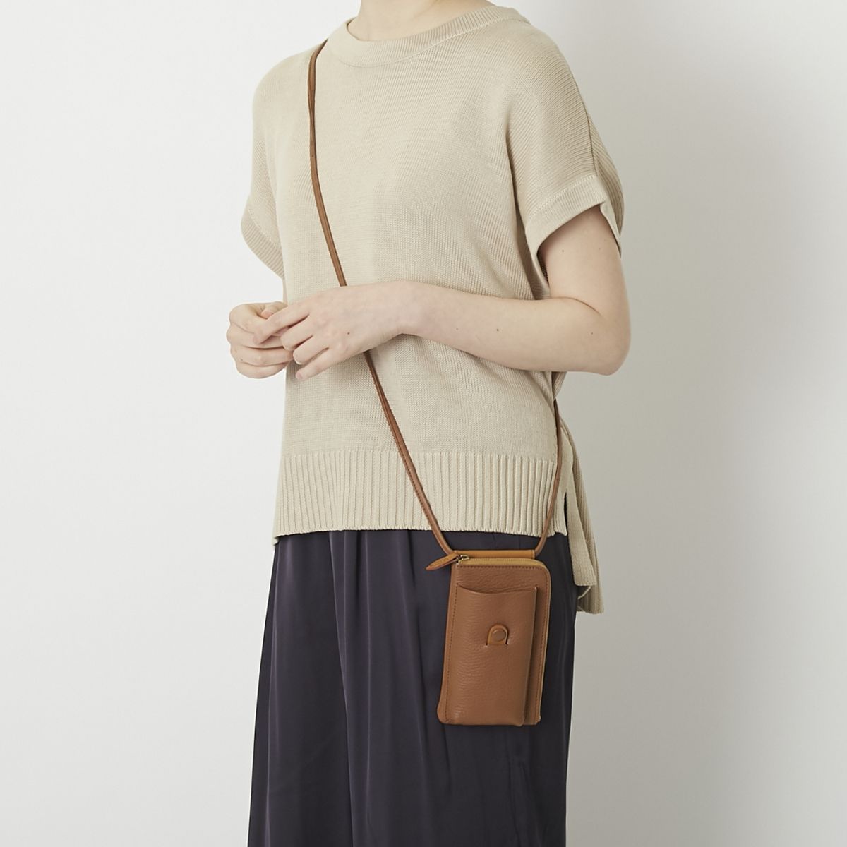 mononogu/モバイルショルダー