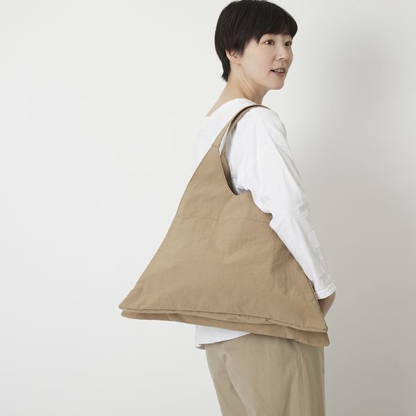 MAISON CANVVAS/3部屋のトートバッグ -荷物が整理しやすい、軽くてA4