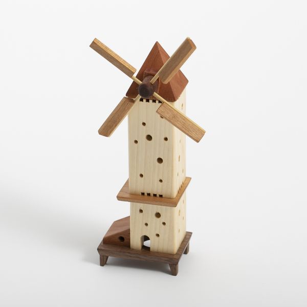 utatane/ナツメの風車 -物語をイメージして制作した、幻想的な木製