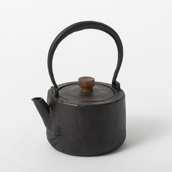 toki no niwa/寸胴鉄瓶 袋弦 -持ち手が熱くならない、お湯をまろやかに