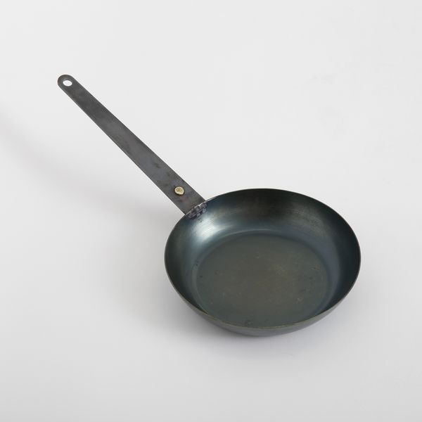 ハンドル一体型 鉄フライパン 20cm 専用コルクつき