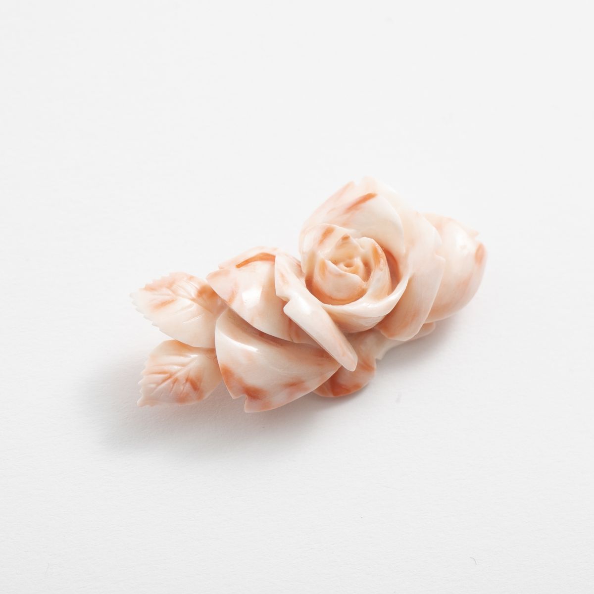 高知の珊瑚ブローチ大　薔薇L