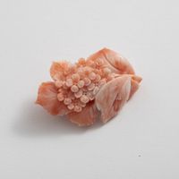 高知の珊瑚ブローチ大　紫陽花A