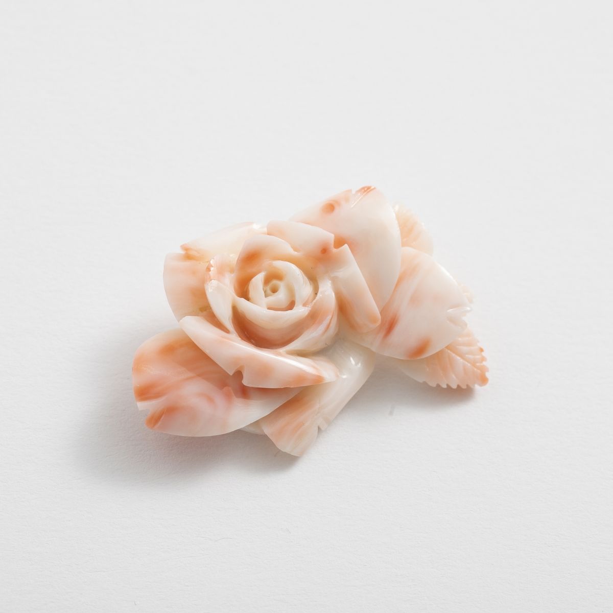 高知の珊瑚ブローチ小　薔薇I