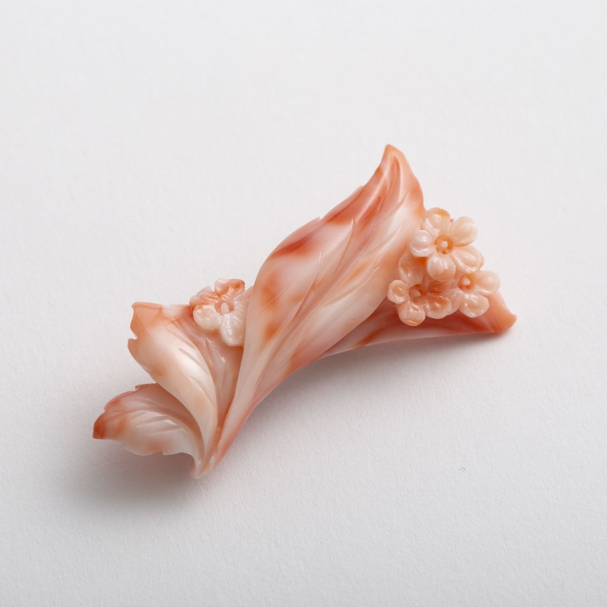 高知の珊瑚ブローチ小　日日草C