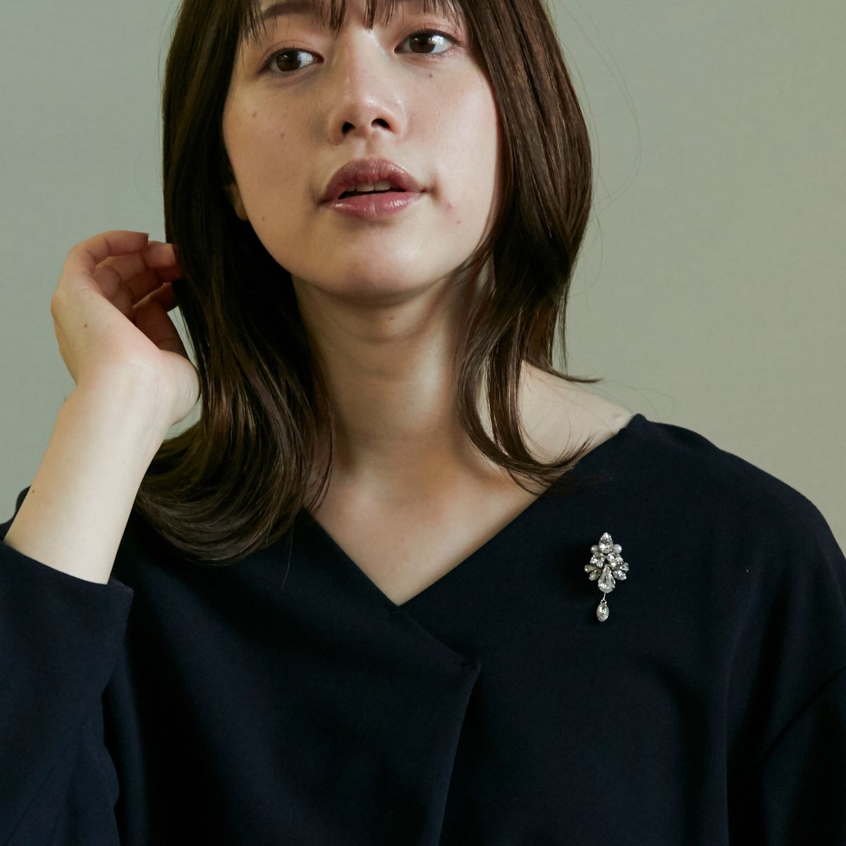 laneii/しずくブローチ/ネックレス