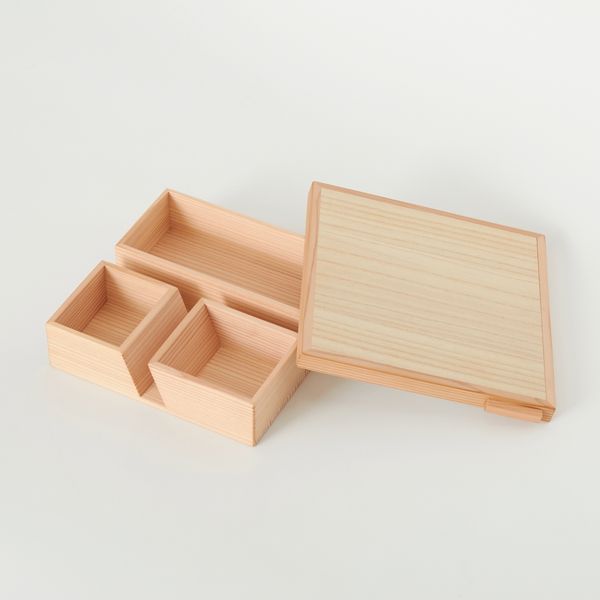 増田桐箱店/ミラーボックス -これ一つで好きな場所を身支度スペースに