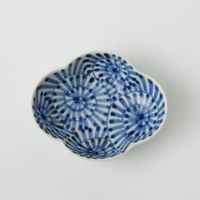 皓洋窯 木瓜小付 たこ唐草 -吉祥紋でハレの日にも使える、木瓜型の染付 皓洋窯 木瓜小付 たこ唐草 -吉祥紋でハレの日にも使える、木瓜型の染付