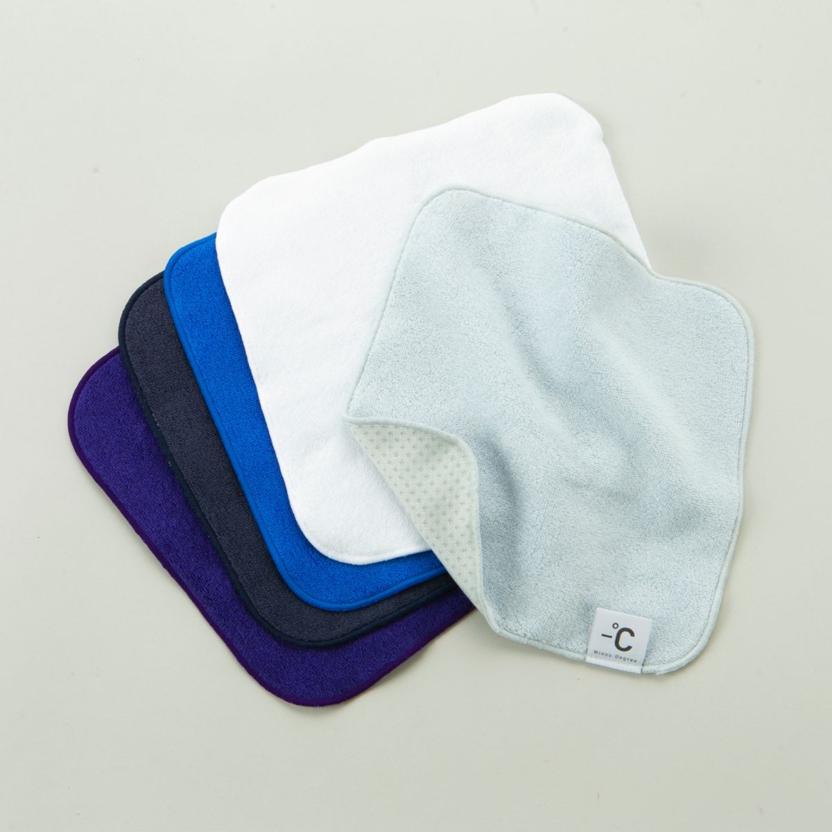 100 percent/MINUS DEGREE Cool