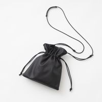 TOKYO LEATHER FACTORY/洗える牛革の巾着サコッシュ ブラック