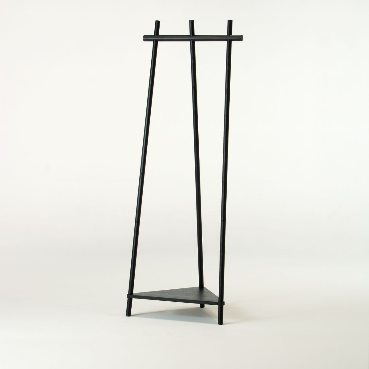 cosine/Tepee コーナーラック ブラック