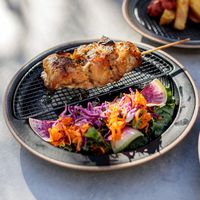 KIKIME/amime プレート半月 黒酸化網