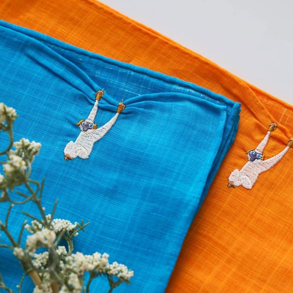 CLASSICS THE SMALL LUXURY/HIKKOMI ハンカチ テナガザル