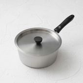 Three Snow 新越ワークス/そそぎ上手片手鍋20cm（目盛付）