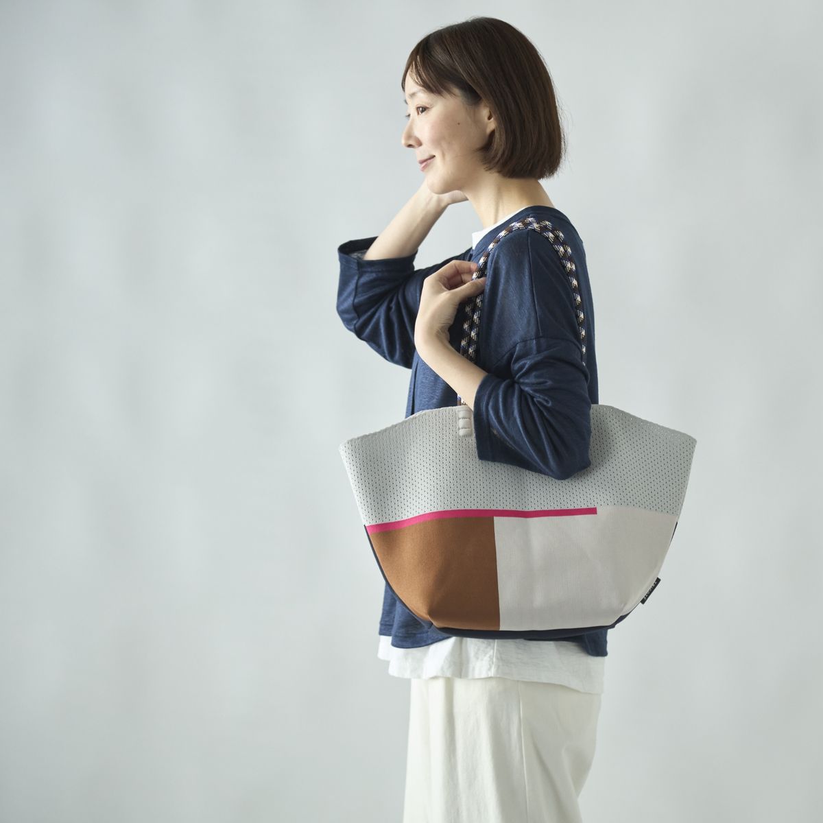 TRICOTE/HALF MESH KNIT BAG -軽くて映えて食い込まない主役級ニット 