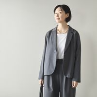 Kilka/ONとOFFをつなぐ、よく伸びる楽ちんジャケット