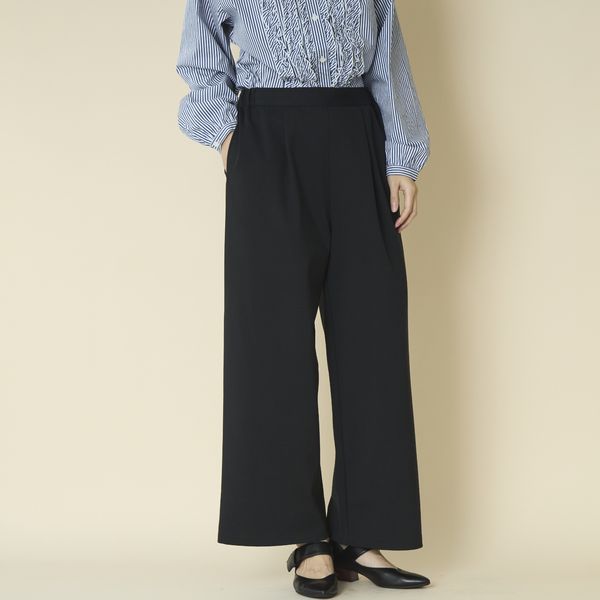 Kilka/ONとOFFをつなぐ、よく伸びる楽ちんパンツ -きれい見えと着心地