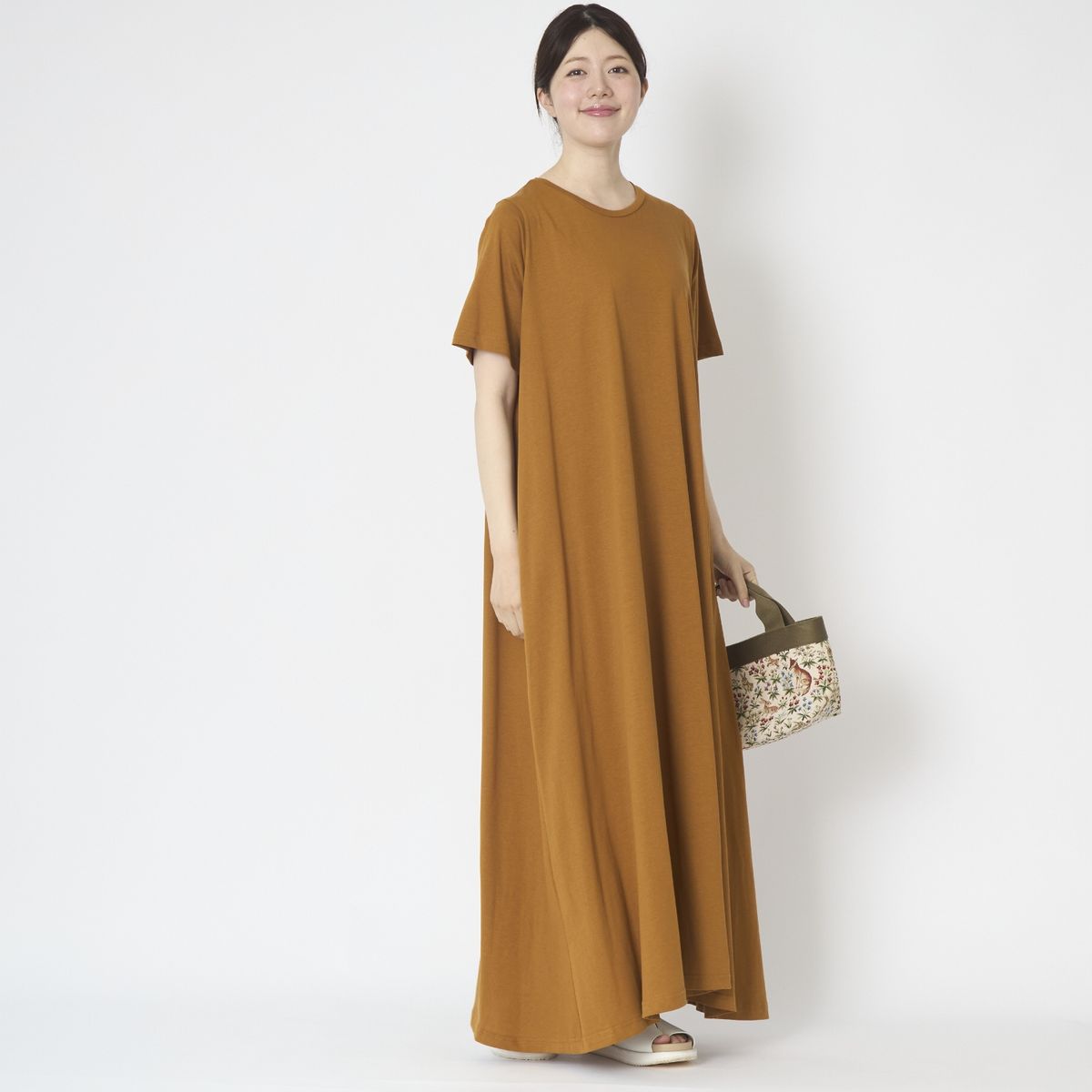 TUTIE./接触冷感天竺フレアワンピース