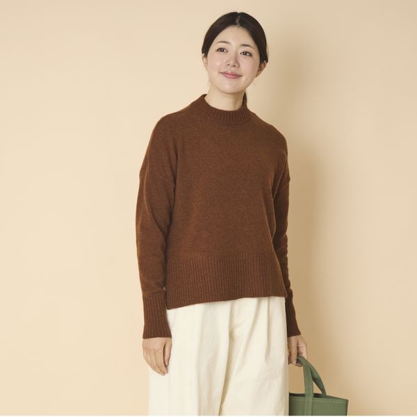 NARU/タスマニアラムウールハイネックニット -上質ウール100％の、軽く