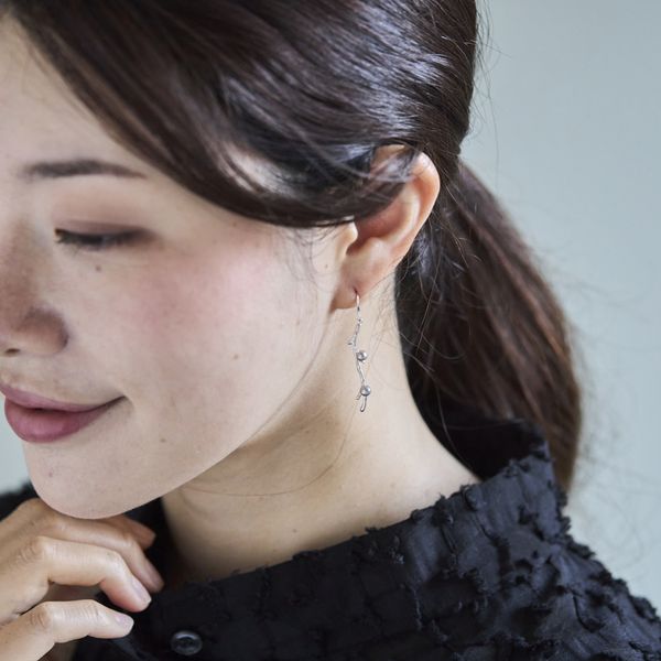 ichinose naomi/snow branch ピアス