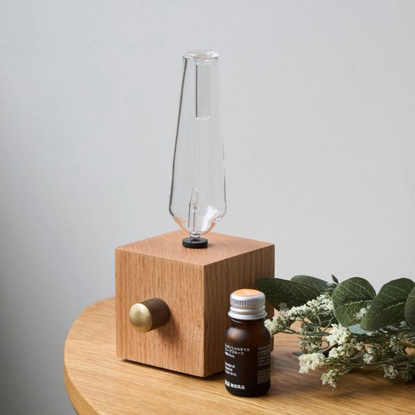 WERKE/WOODEN AROMA DIFFUSER（バッテリー内蔵タイプ） -広い部屋でも