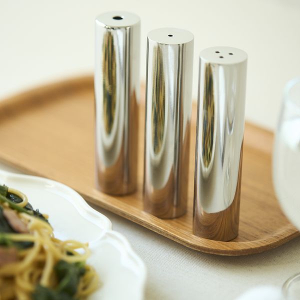 保堂/塩こしょう入れ -塩や胡椒を卓上にすっきり置ける、ステンレス製