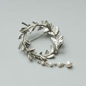 Ouca/リーフ+淡水パールブローチ サークル
