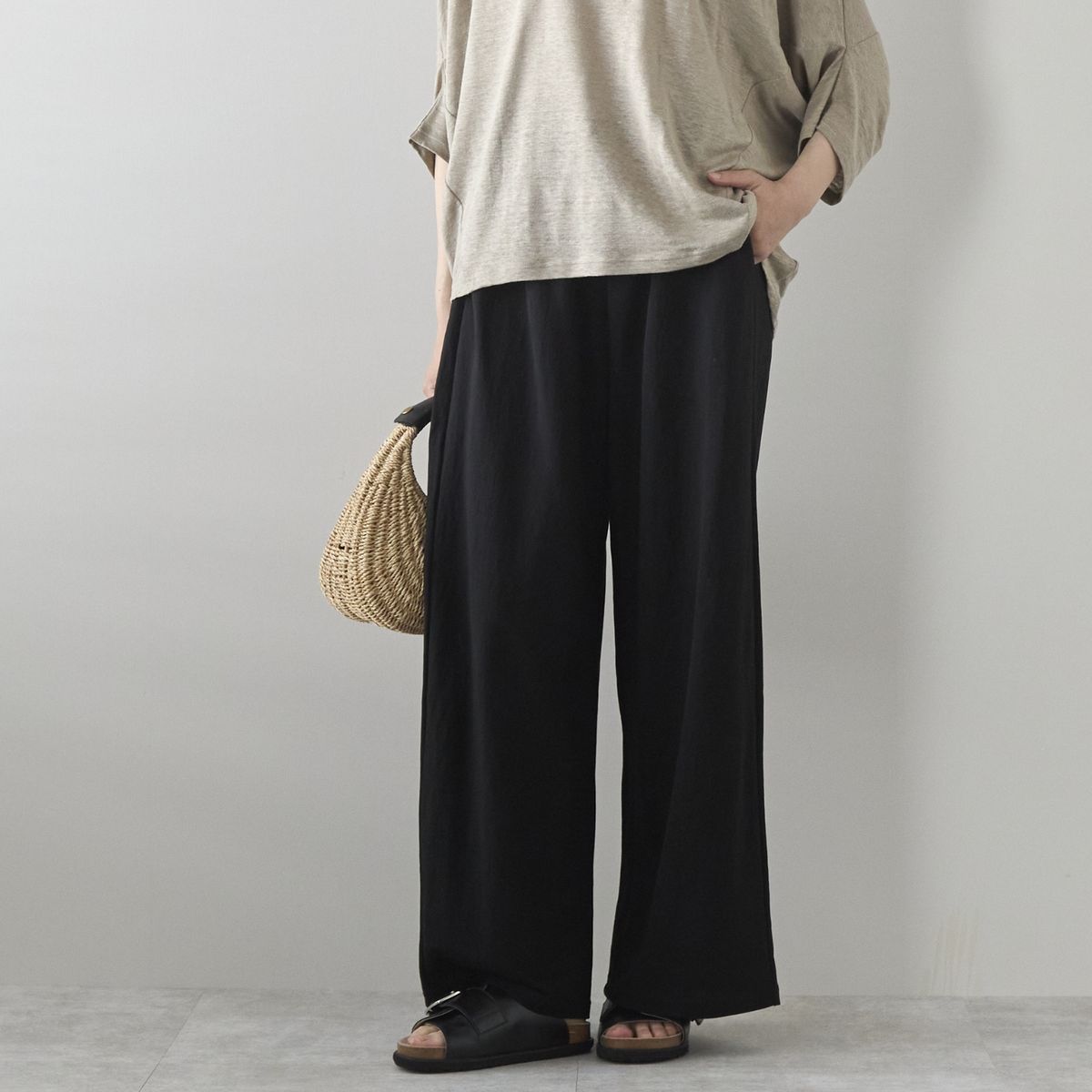 Kilka/接触冷感素材のきれい見えストレッチパンツ