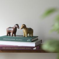かしわ窯/オブジェ A wooden horse
