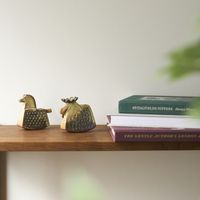 かしわ窯/ベース A small horse
