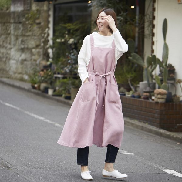 ワンピースエプロン モーヴピンク -【当店限定】首や肩がラクで、着