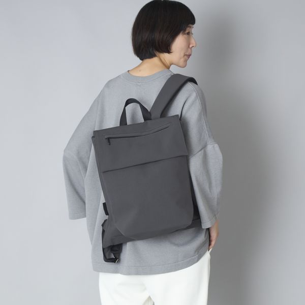 MAISON CANVVAS/3LAYER PCもお弁当も入る撥水バックパック