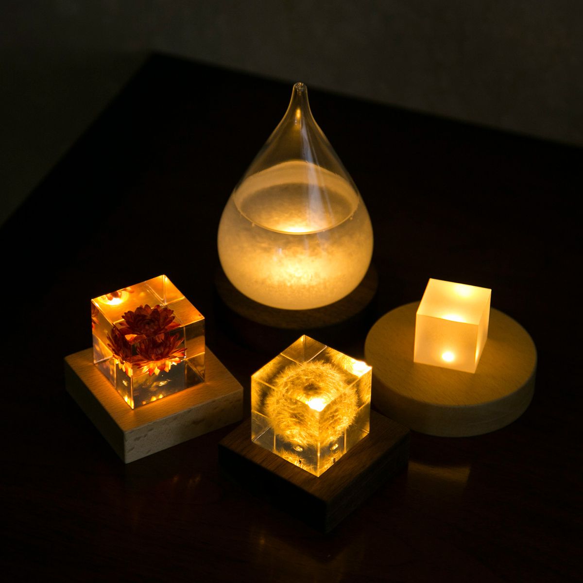 twodo/Light Base 角 2200K