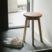 utatane/ボタンスツール　ロータイプ　レザー