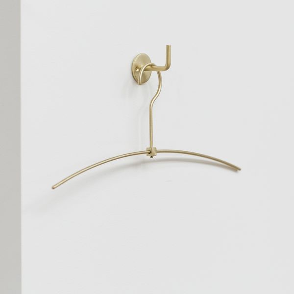 千葉工作所/Brass Hanger Arch（真鍮ハンガー アーチ） -経年変化を