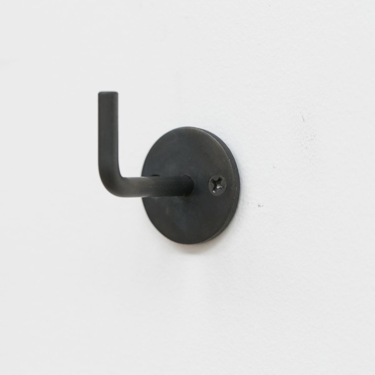 千葉工作所/Hook Round Iron（フック丸型 鉄）