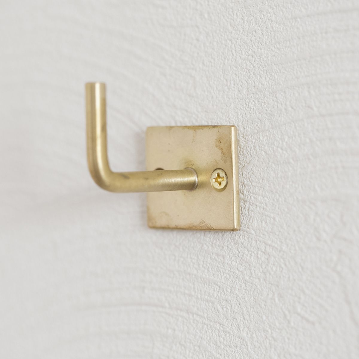 千葉工作所/Hook Square Brass（フック角型 真鍮）