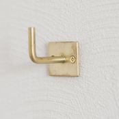 千葉工作所/Hook Square Brass（フック角型 真鍮）