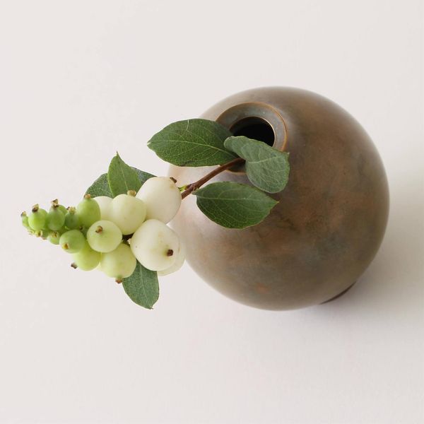 ひょっとこ花入れ Small -愛嬌のあるフォルムの一輪挿し - スタイルストア