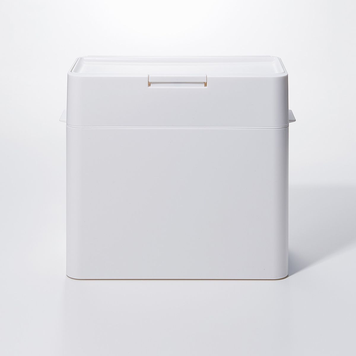 シールズ 9.5 密閉ダストボックス ホワイト