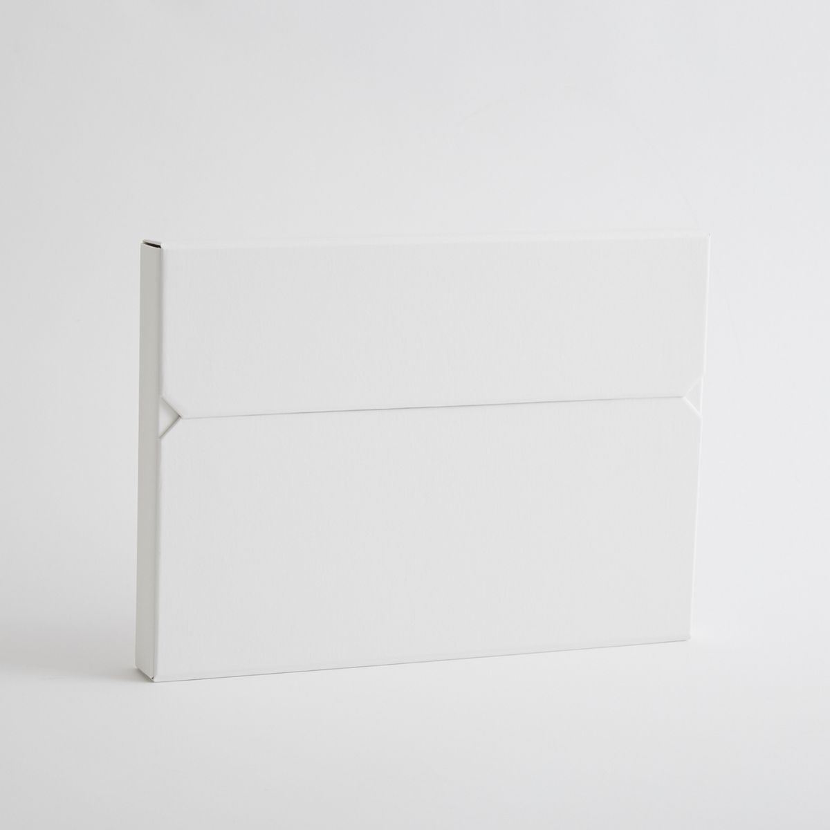 ISSHINDO PRODUCTS/ドキュメントケース クロス貼タイプ 30mm（旧仕様）