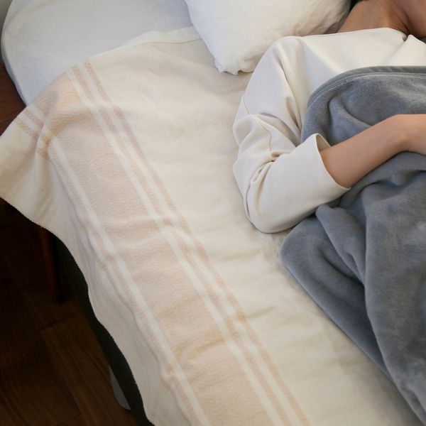 電気毛布 ブランケット 電磁波カット オーガニックコットン 掛け敷き 電磁波防止 ゼンケン/電気掛敷オーガニックコットン毛布 -電気毛布で、冷えた足先