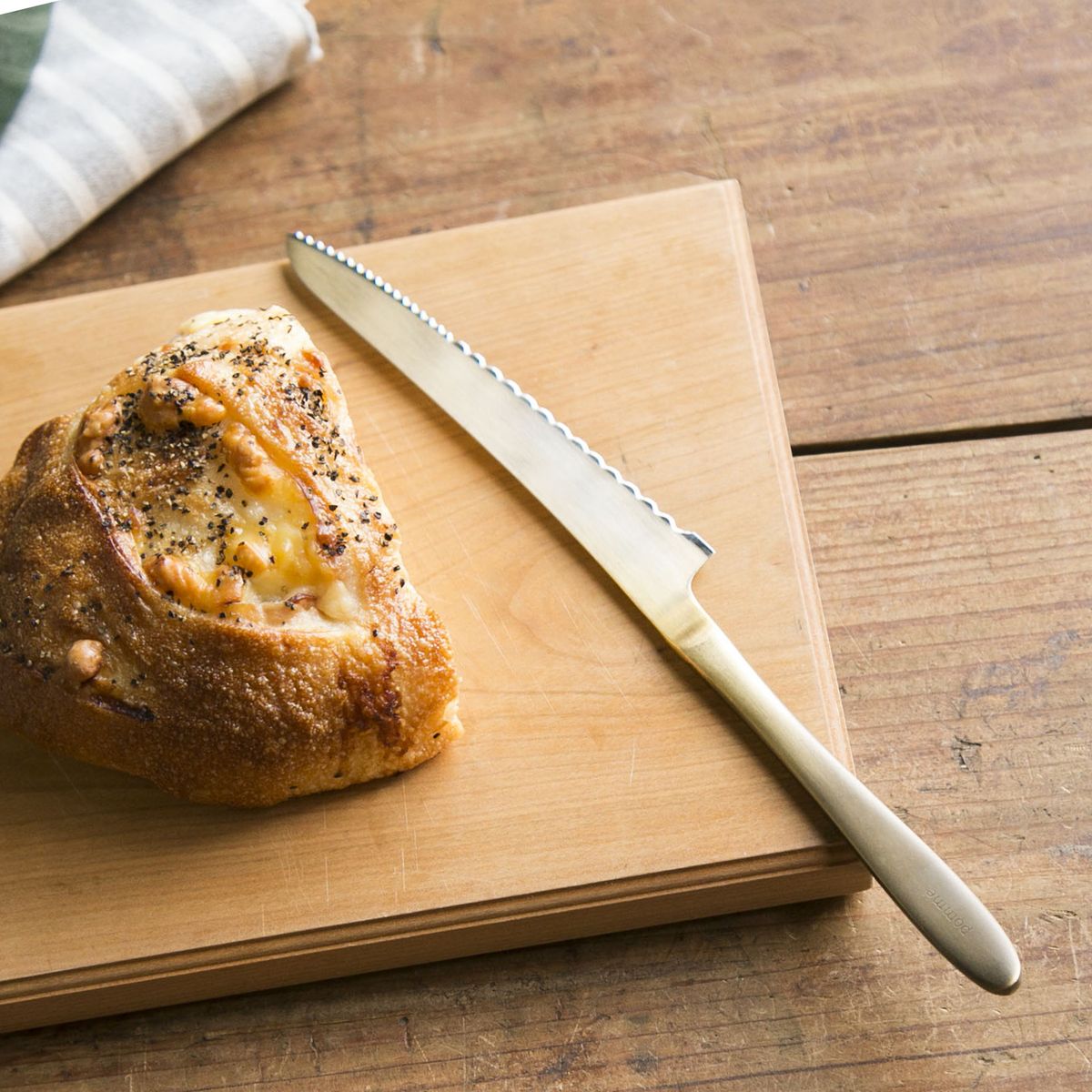 pomme/パン切りナイフ