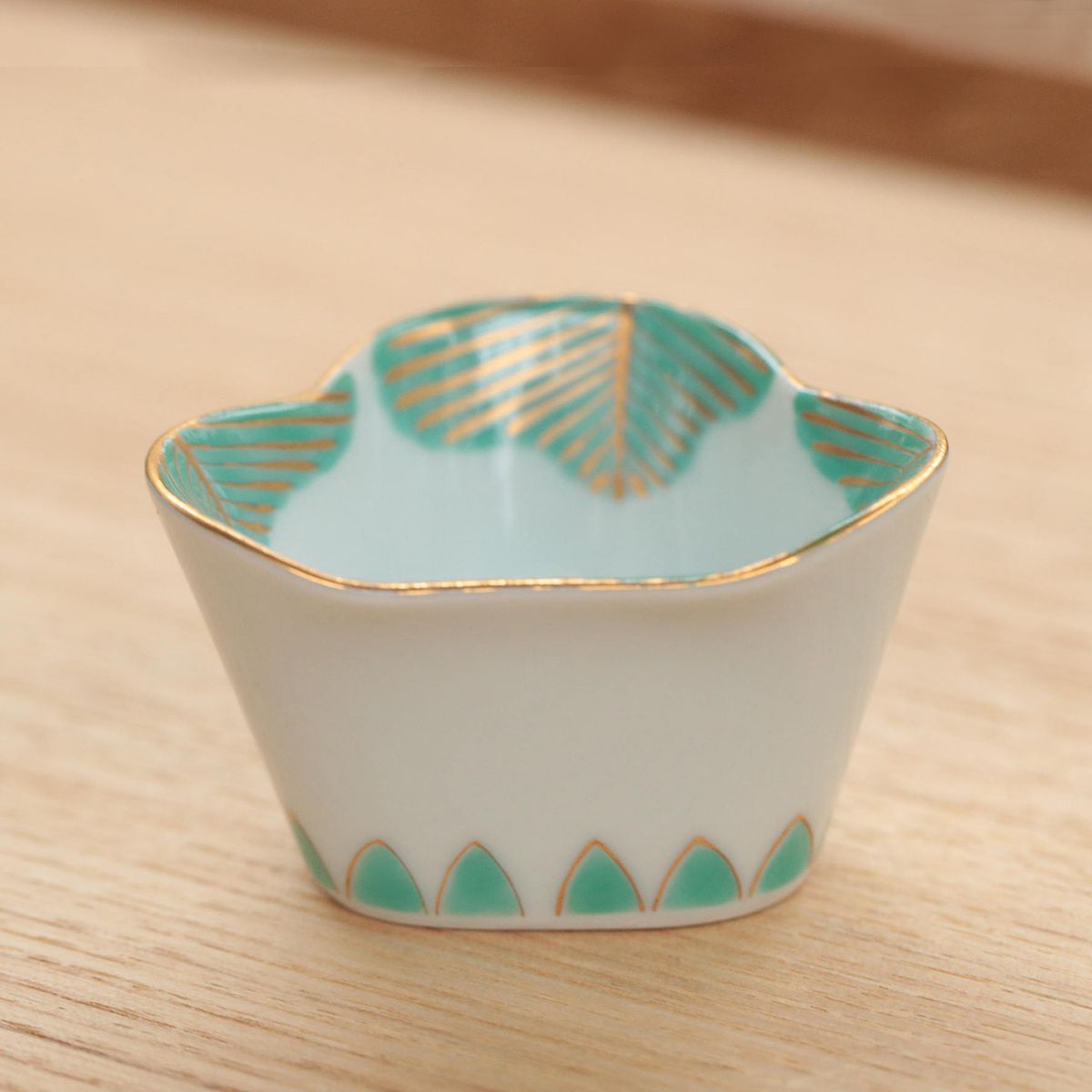 徳幸窯 豆皿 松型小付