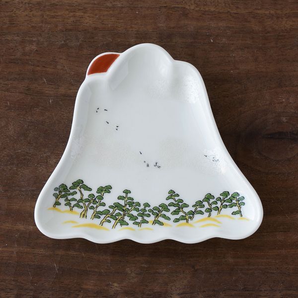 幸楽窯 錦三保の松原富士山 銘々皿 -松と富士、そして雲、つくり手の