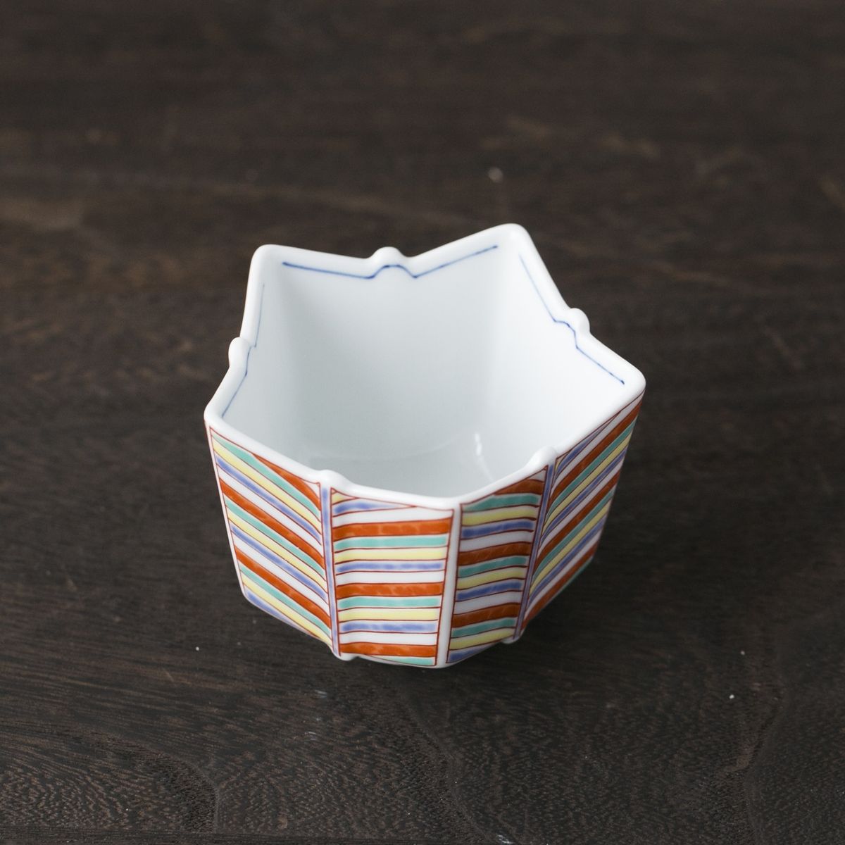 幸楽窯 錦三色矢絣形 五角仲付